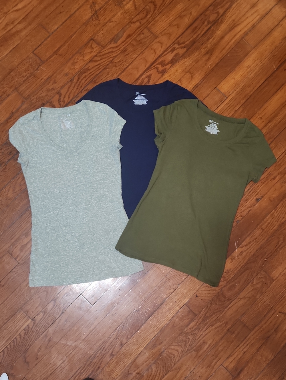 No Boundaries Small Tshirt Bundle